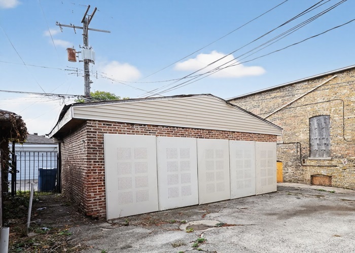 4355 West Thomas Street Chicago, IL 60651 - Photo 4 of 20