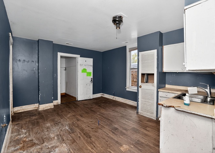 4355 West Thomas Street Chicago, IL 60651 - Photo 9 of 20