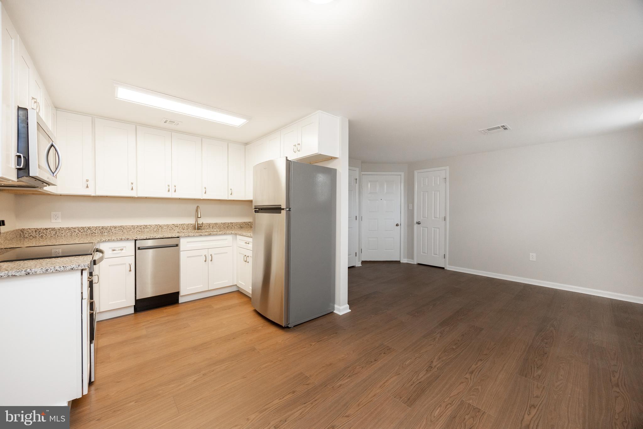 3183 Main Street, Unit 2 Green Lane, PA 18054 - Photo 6 of 25 Kitchen