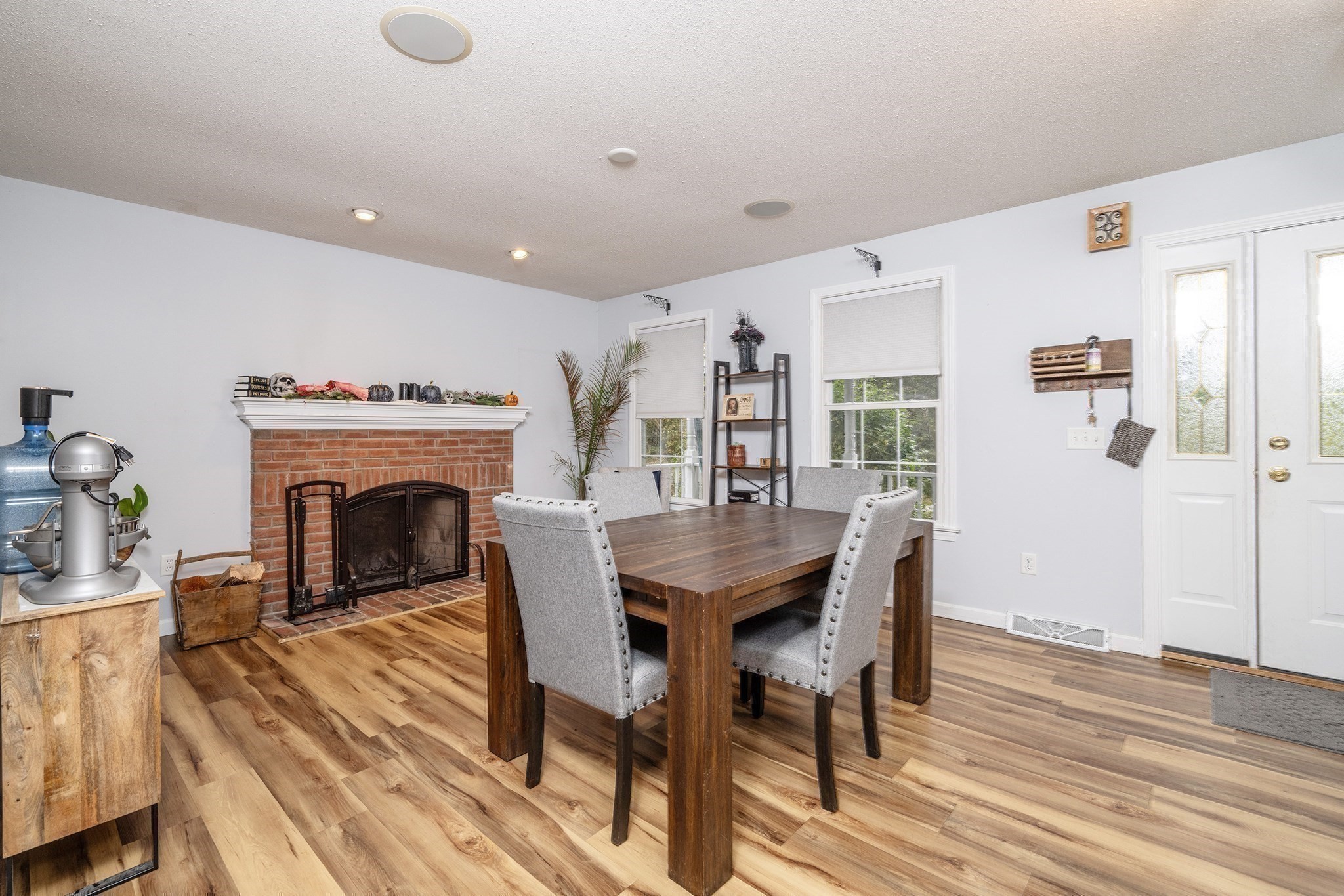 71 Babcock Tavern Road Ware, MA 01082 - Photo 10 of 34 Gallery Image 10