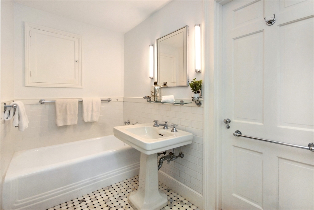 96 Lexington Road Lincoln, MA 01773 - Photo 28 of 41