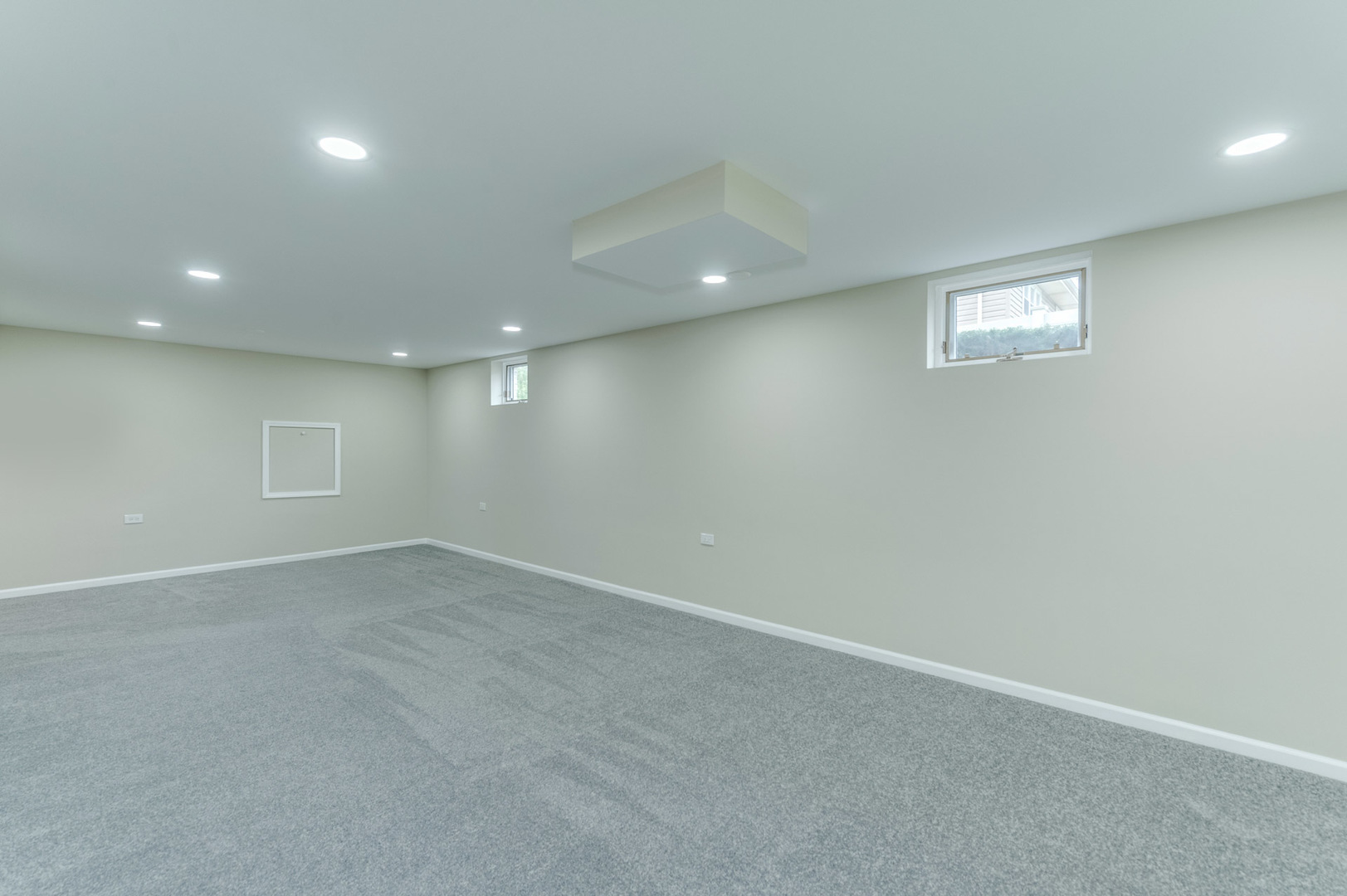 16539 Timberview Drive Plainfield, IL 60586 - Photo 22 of 26 an empty room with a empty space and window