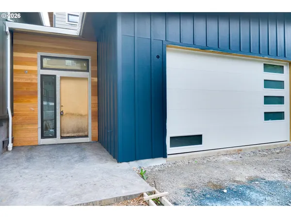 $799,000 | 727 Northwest Achor Avenue, White Salmon, WA 98672