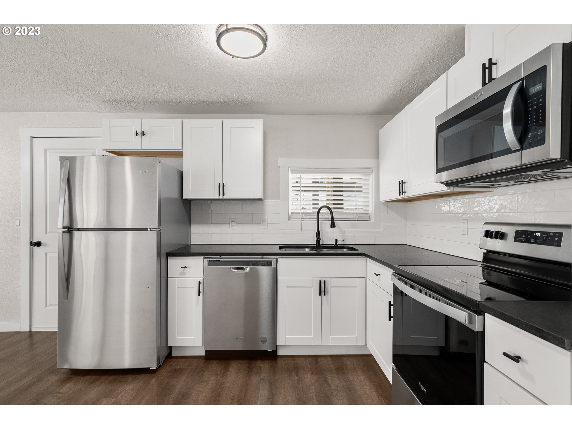 7422 Southeast Luther Road Portland, OR 97206 - Photo 2 of 22 Gallery Image 2