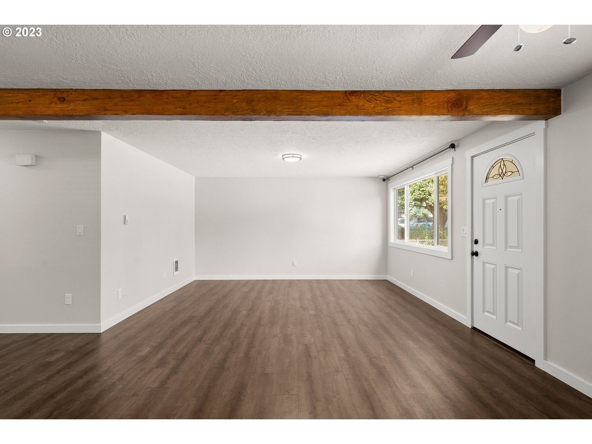 7422 Southeast Luther Road Portland, OR 97206 - Photo 7 of 22 Gallery Image 7