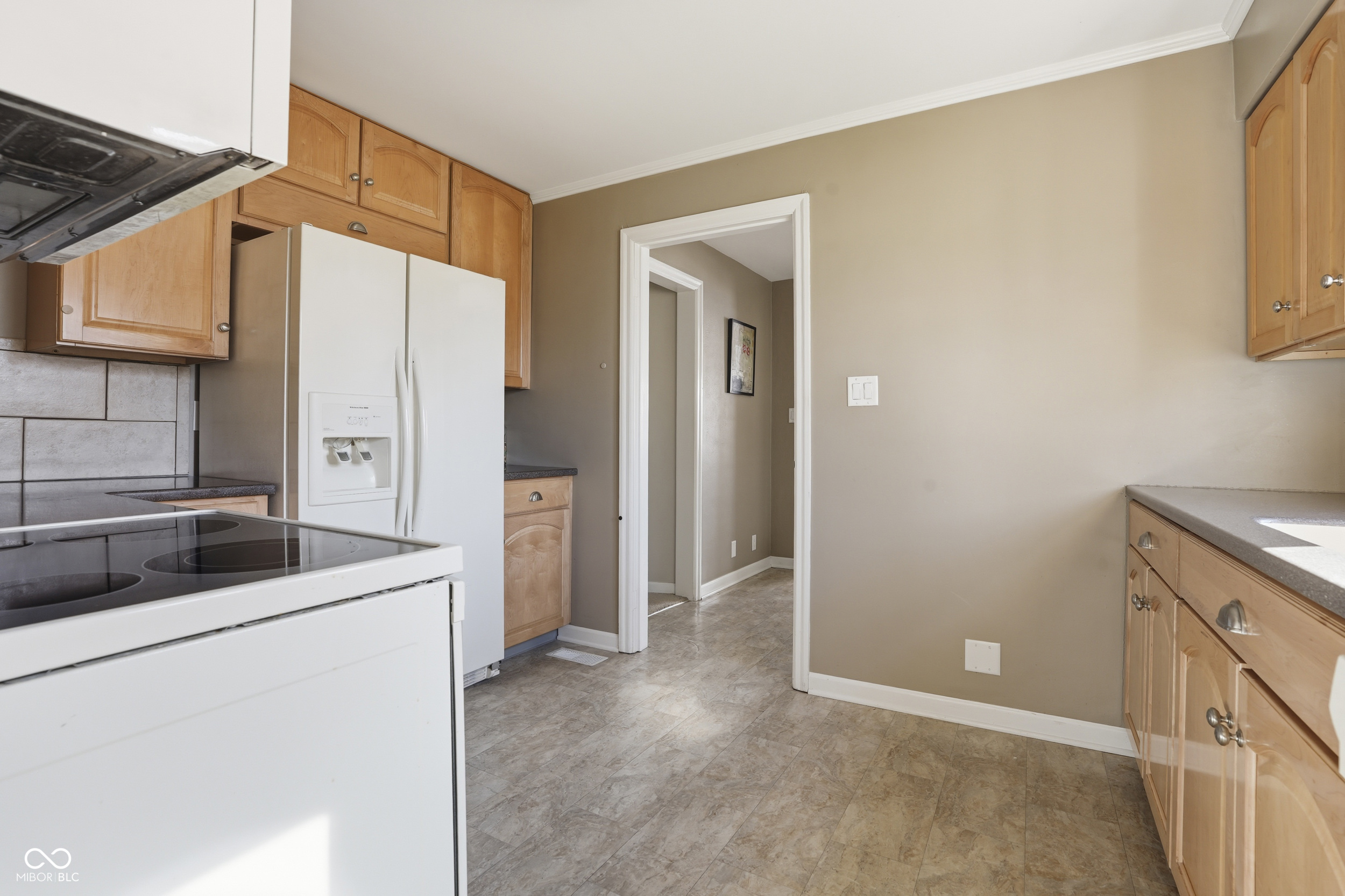 201 North East Street Pendleton, IN 46064 - Photo 12 of 37