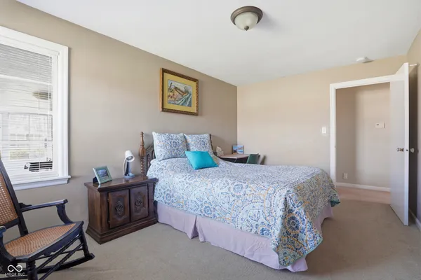 $329,000 | 201 North East Street, Pendleton, IN 46064