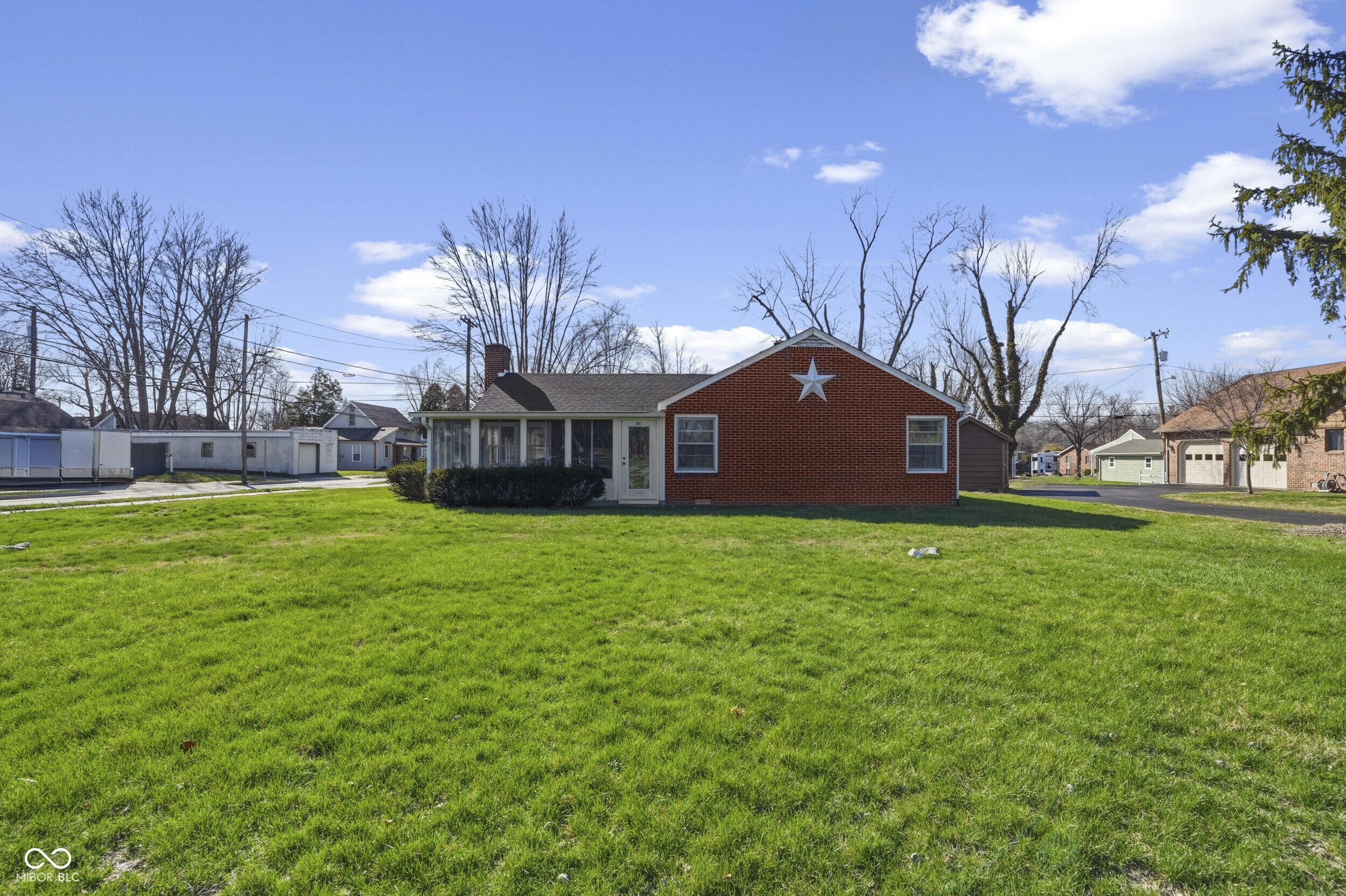 201 North East Street Pendleton, IN 46064 - Photo 21 of 37