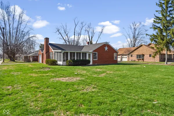 $329,000 | 201 North East Street, Pendleton, IN 46064