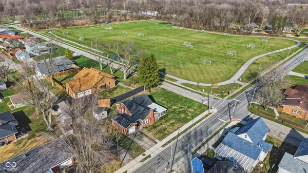 $329,000 | 201 North East Street, Pendleton, IN 46064