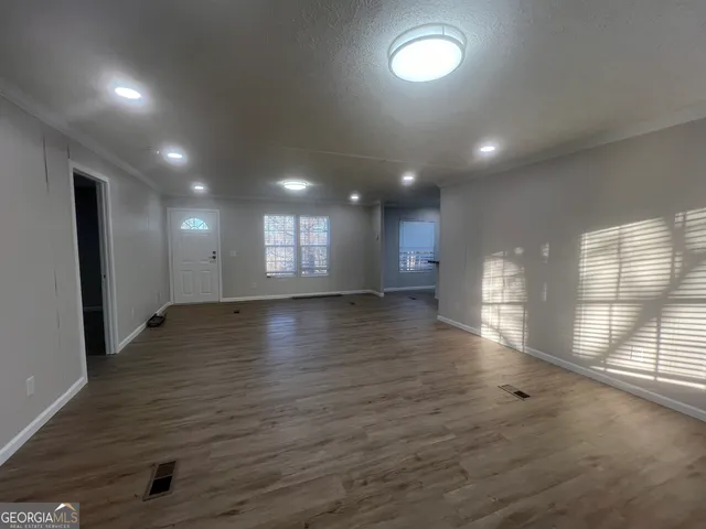 $1,950 | 71 Pine Lane, Dawsonville, GA 30534