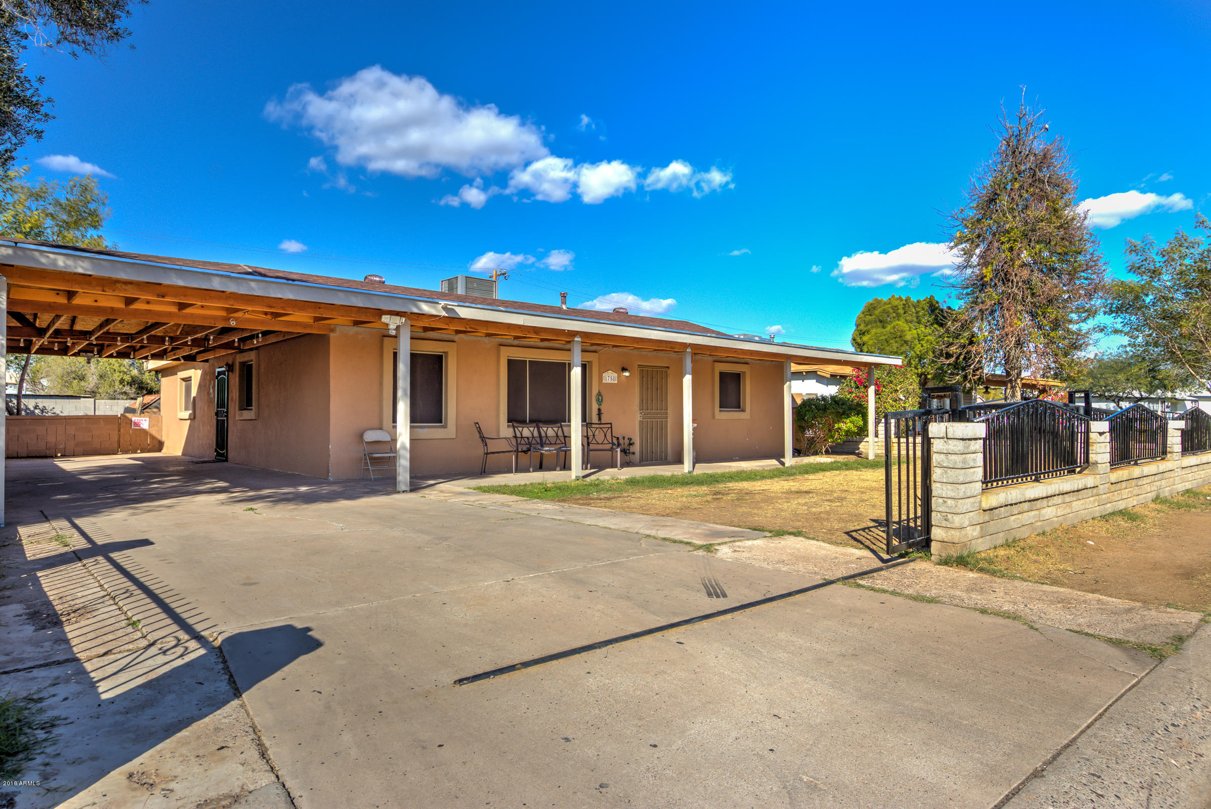 1758 East Pecan Road Phoenix, AZ 85040 - Photo 2 of 38 1758 E Pecan Rd-7
