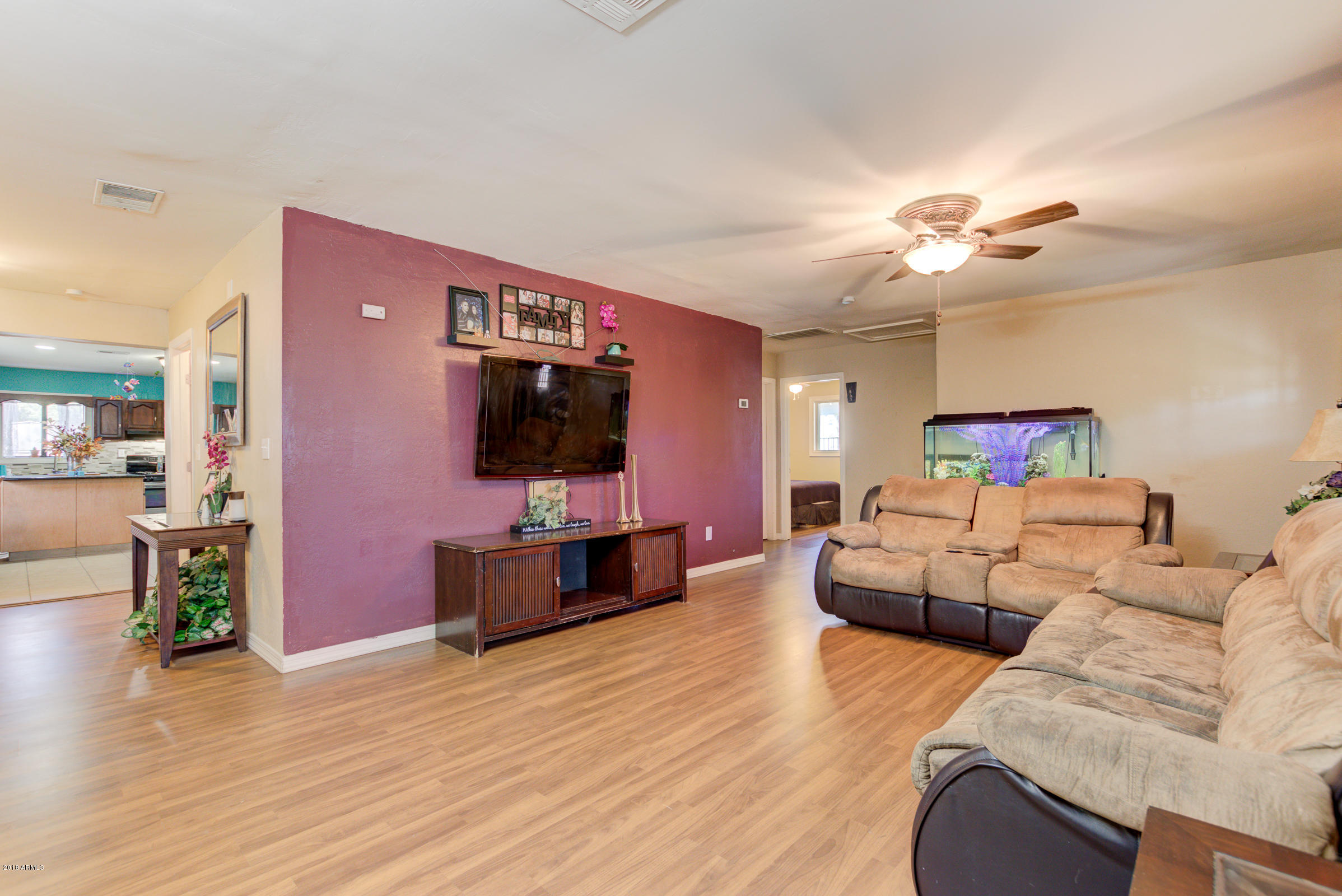 1758 East Pecan Road Phoenix, AZ 85040 - Photo 21 of 38 1758 E Pecan Rd-12