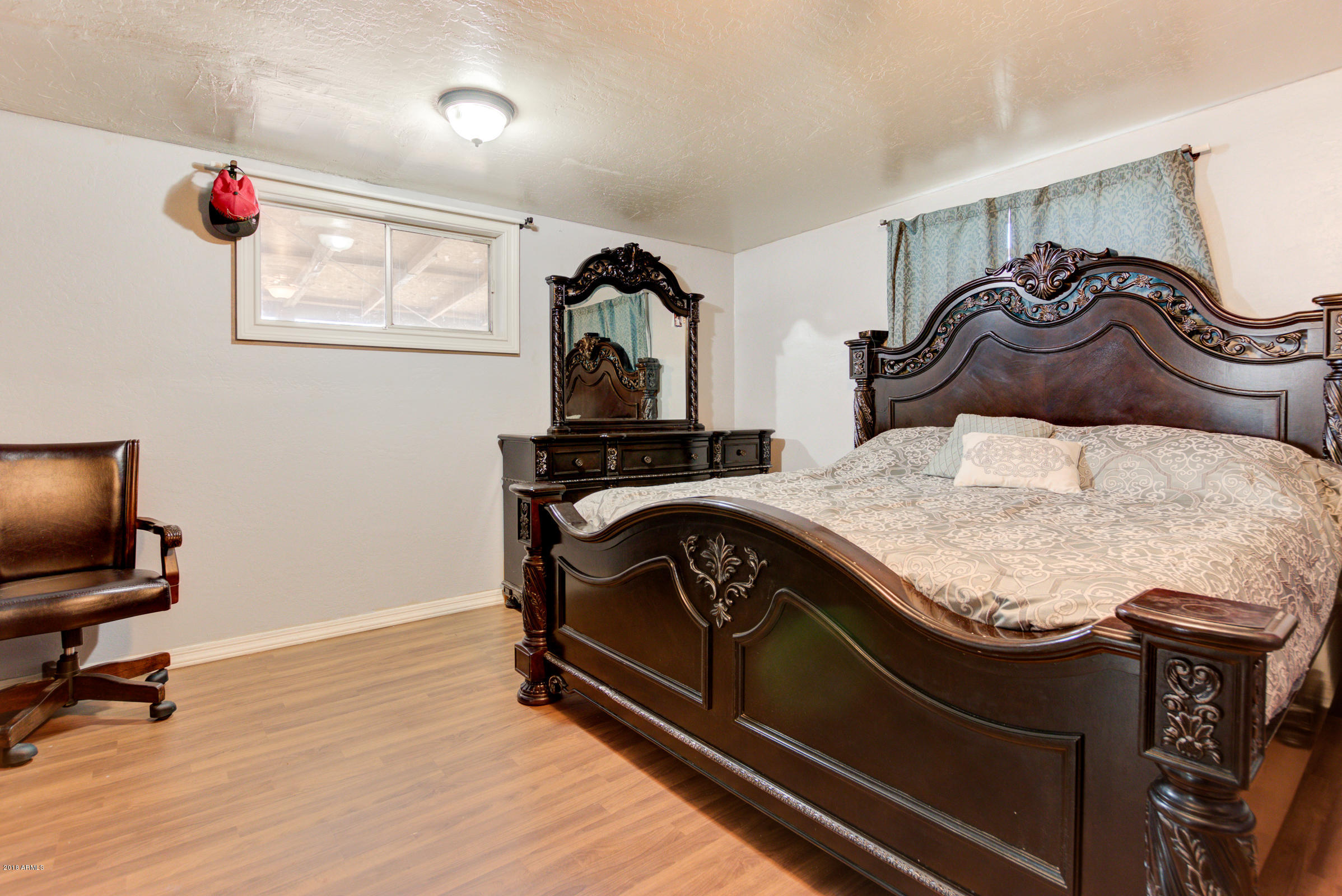 1758 East Pecan Road Phoenix, AZ 85040 - Photo 34 of 38 1758 E Pecan Rd-34
