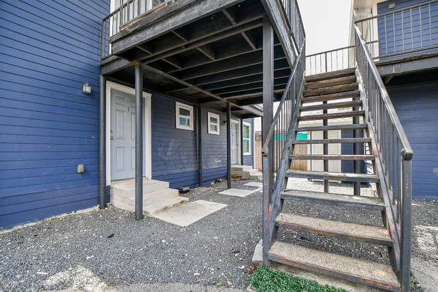 $1,100 | 1009 Enid Street, Unit 1, Houston, TX 77009