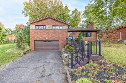 $349,000 | 624 Fort Couch Road, Pittsburgh, PA 15241
