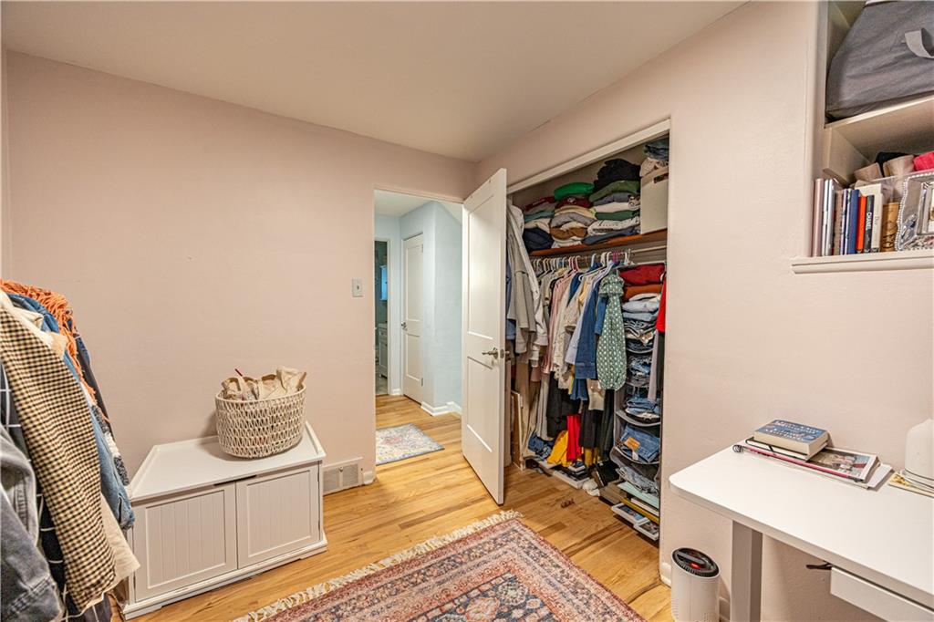 624 Fort Couch Road Pittsburgh, PA 15241 - Photo 20 of 35