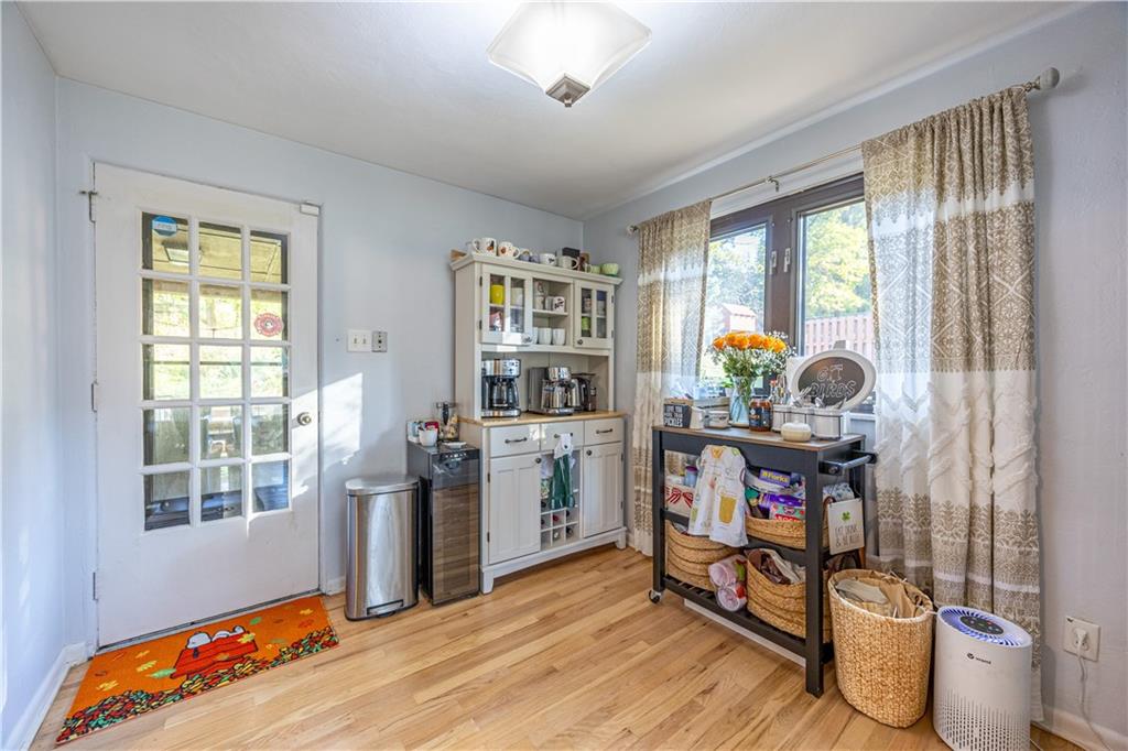 624 Fort Couch Road Pittsburgh, PA 15241 - Photo 8 of 35