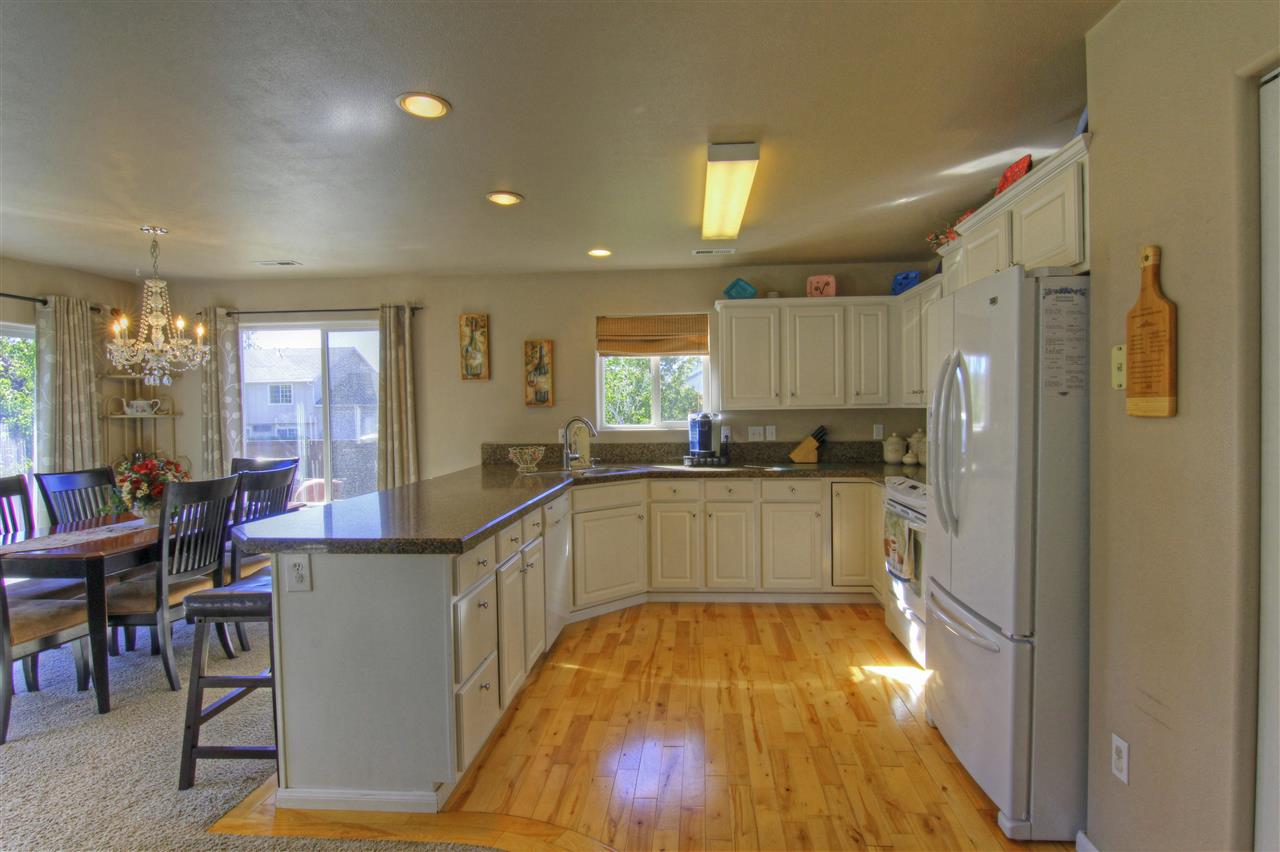 314 East Ballard Road Colbert, WA 99005 - Photo 6 of 15