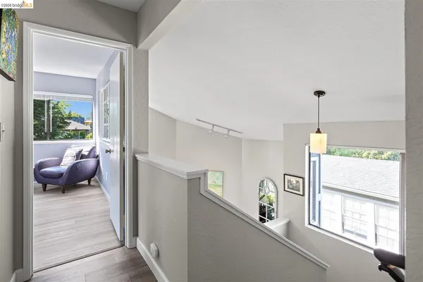 $695,000 | 3687 Maple Avenue, Unit 9, Oakland, CA 94602