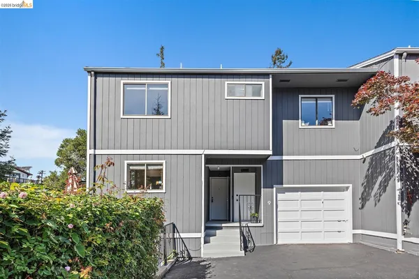 $695,000 | 3687 Maple Avenue, Unit 9, Oakland, CA 94602
