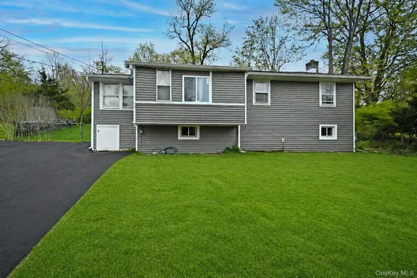 $280,000 | 19 Beverly Trail, Monroe, NY 10950