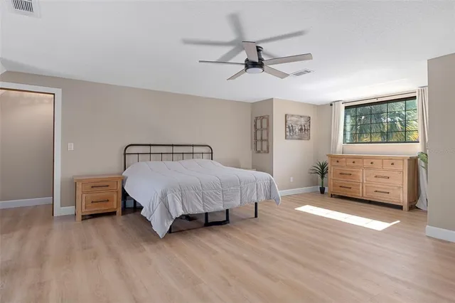 a view of outdoor space with yard and green space