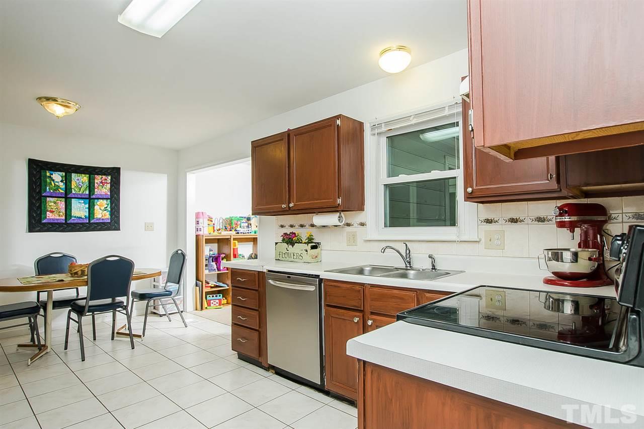 4405 Emmit Drive Raleigh, NC 27604 - Photo 5 of 7