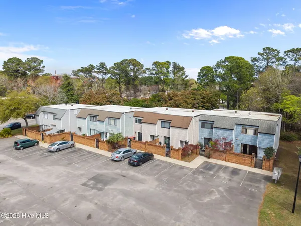 $185,000 | 233 Dapple Court, Unit 24, Wilmington, NC 28403