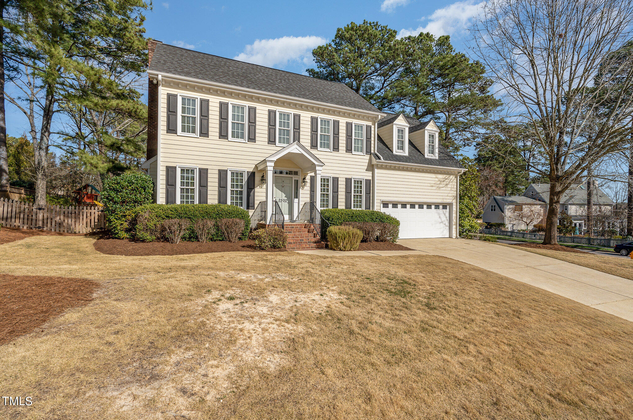 2500 Harptree Court Raleigh, NC 27613 - Photo 7 of 44 006_ndp1-edit