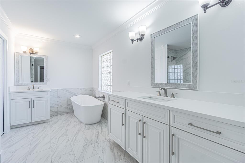 5950 Bikini Way North St. Pete Beach, FL 33706 - Photo 15 of 54