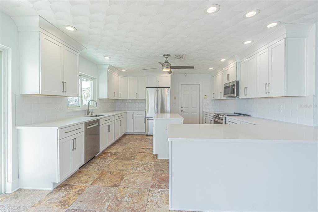 5950 Bikini Way North St. Pete Beach, FL 33706 - Photo 10 of 54