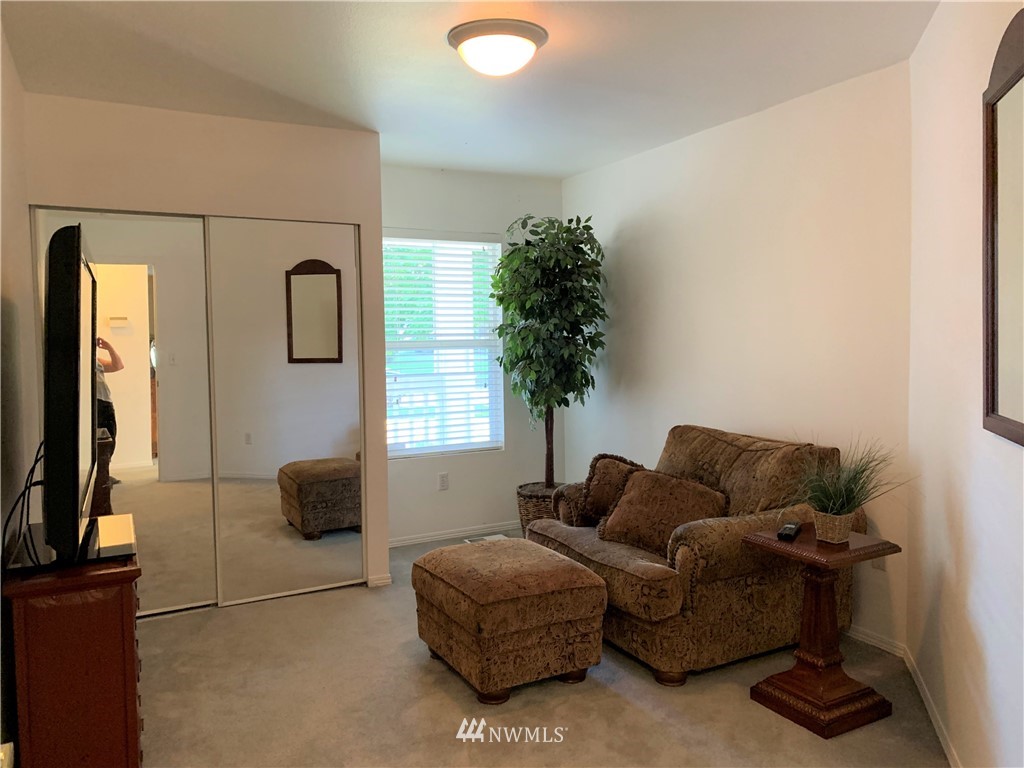 6725 Parker Road East Sumner, WA 98390 - Photo 15 of 24 Gallery Image 15