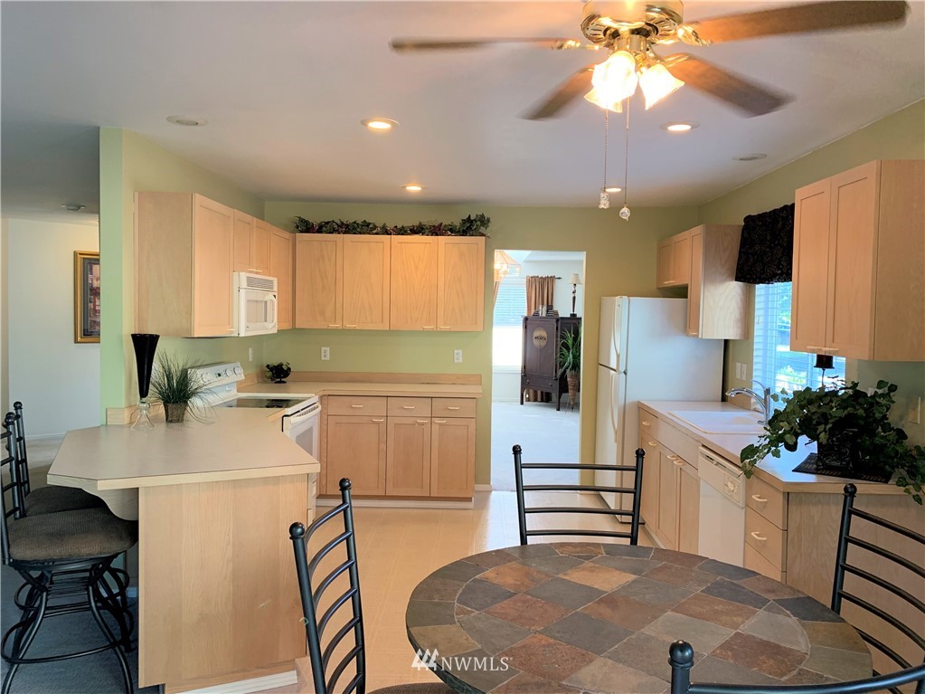 6725 Parker Road East Sumner, WA 98390 - Photo 8 of 24 Gallery Image 8
