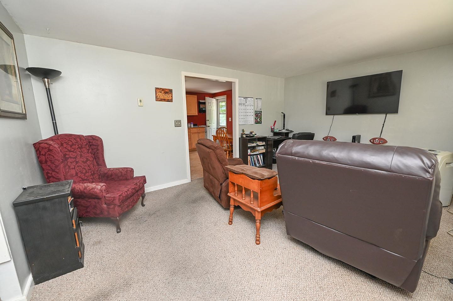 17 English Range Road Derry, NH 03038 - Photo 21 of 33