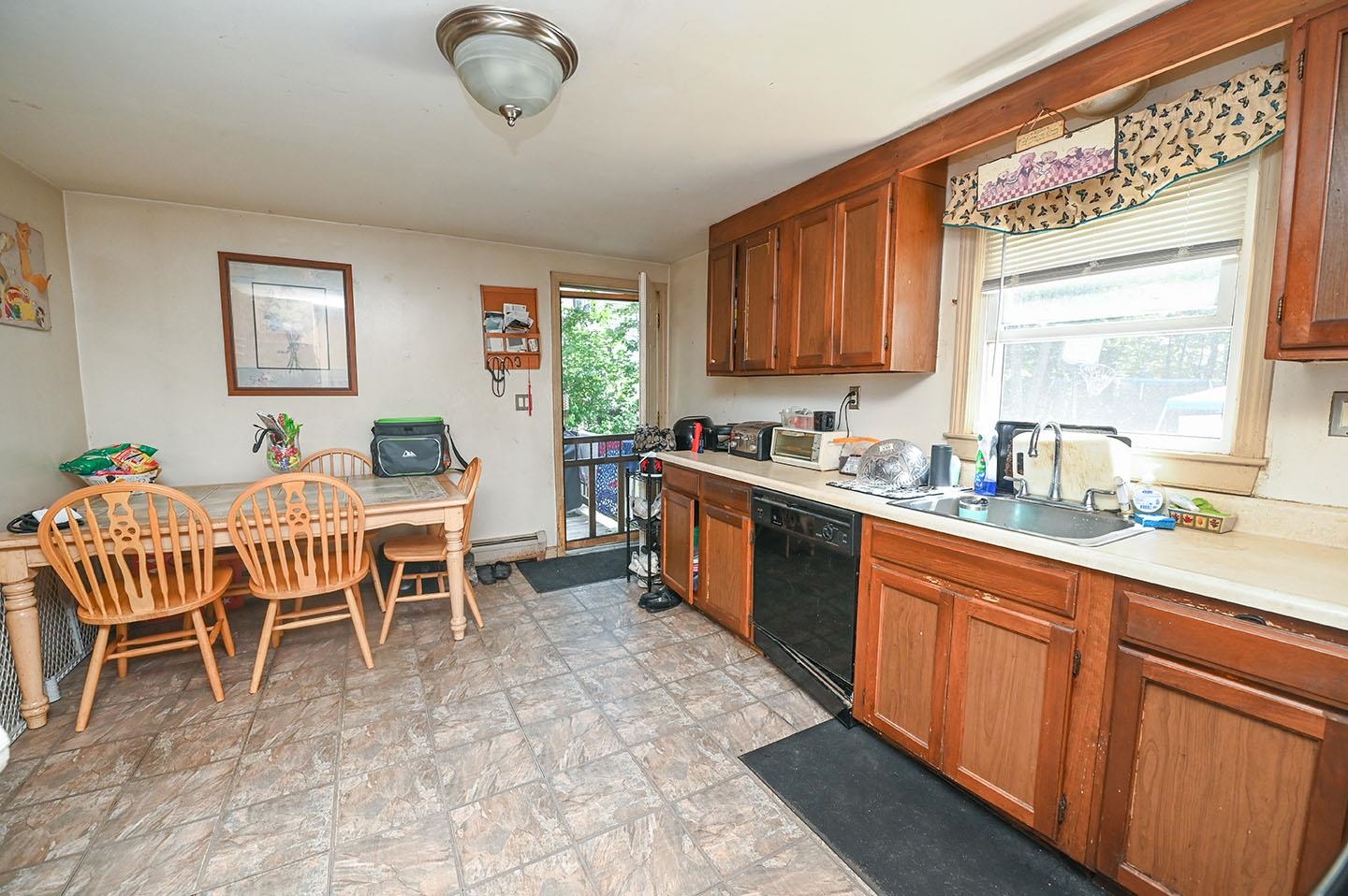 17 English Range Road Derry, NH 03038 - Photo 10 of 33