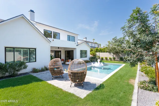 $12,150 | 4007 North 34th Street, Phoenix, AZ 85018