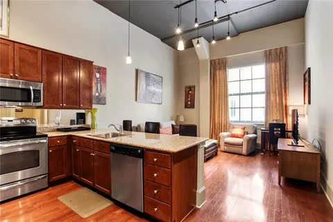 $235,000 | 1201 Canal Street, Unit 561, New Orleans, LA 70112