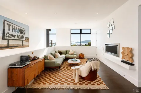 $5,388,000 | 4755 Paradise Drive, Tiburon, CA 94920