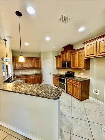 $2,500 | 6746 Empire State Drive, Corpus Christi, TX 78414