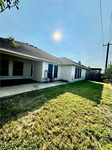 $2,500 | 6746 Empire State Drive, Corpus Christi, TX 78414