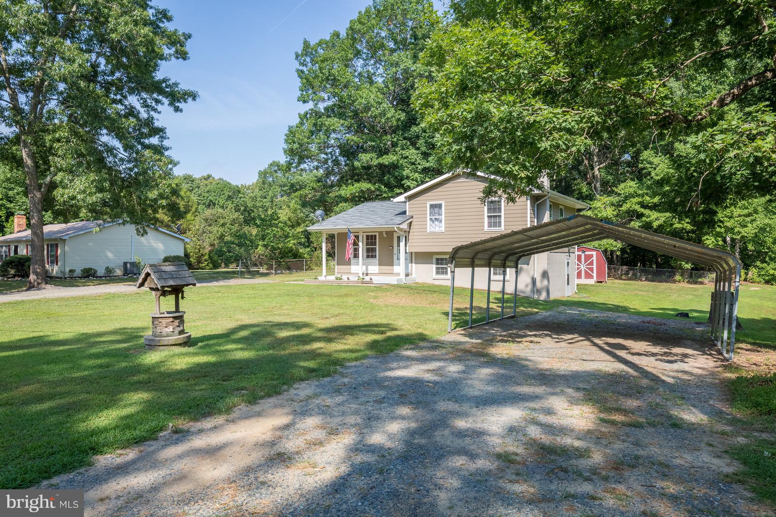 484 Cropp Road Fredericksburg, VA 22406 - Photo 2 of 29 Large Level Yard