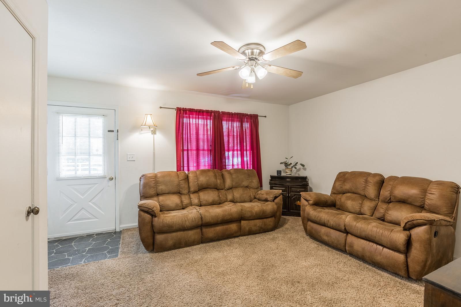 484 Cropp Road Fredericksburg, VA 22406 - Photo 6 of 29 Ceiling Fans In Most Rooms