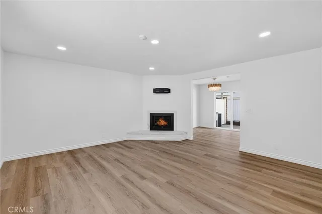 $3,995 | 2519 Vanderbilt Lane, Unit 2, Redondo Beach, CA 90278