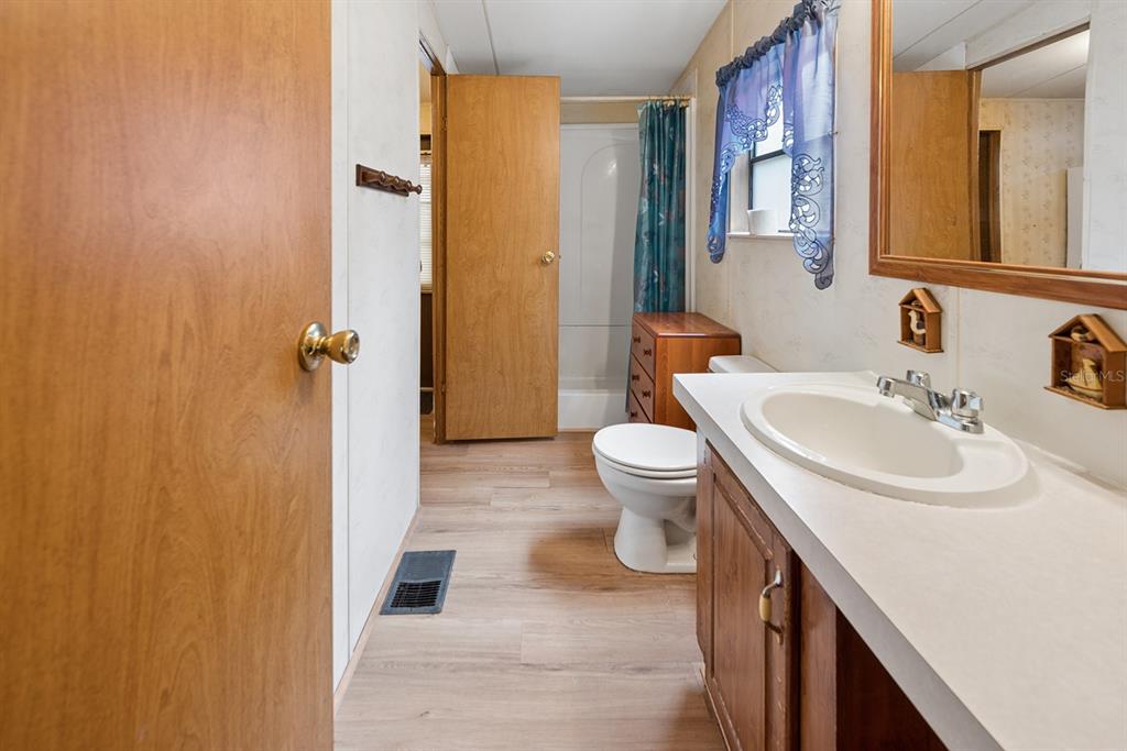 550 Northwest 73rd Way Bell, FL 32619 - Photo 21 of 35
