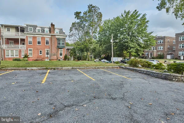 $1,825 | 1412 Delaware Avenue, Unit A2, Wilmington, DE 19806