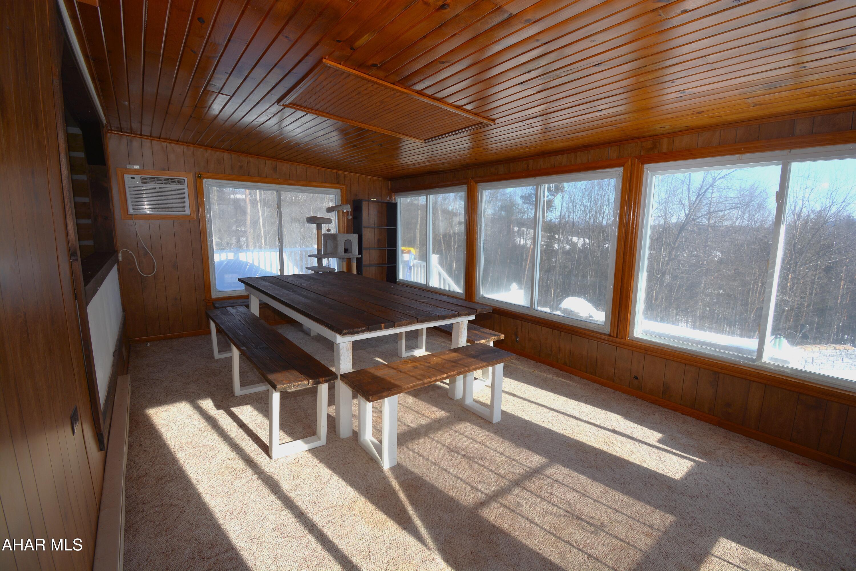 875 Davis Road Altoona, PA 16601 - Photo 9 of 33