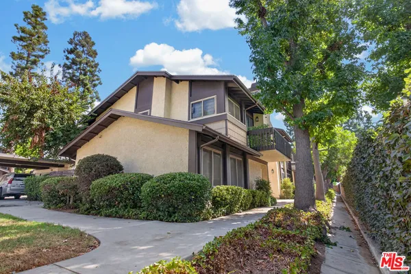 $549,000 | 6716 Clybourn Avenue, Unit 147, North Hollywood, CA 91606