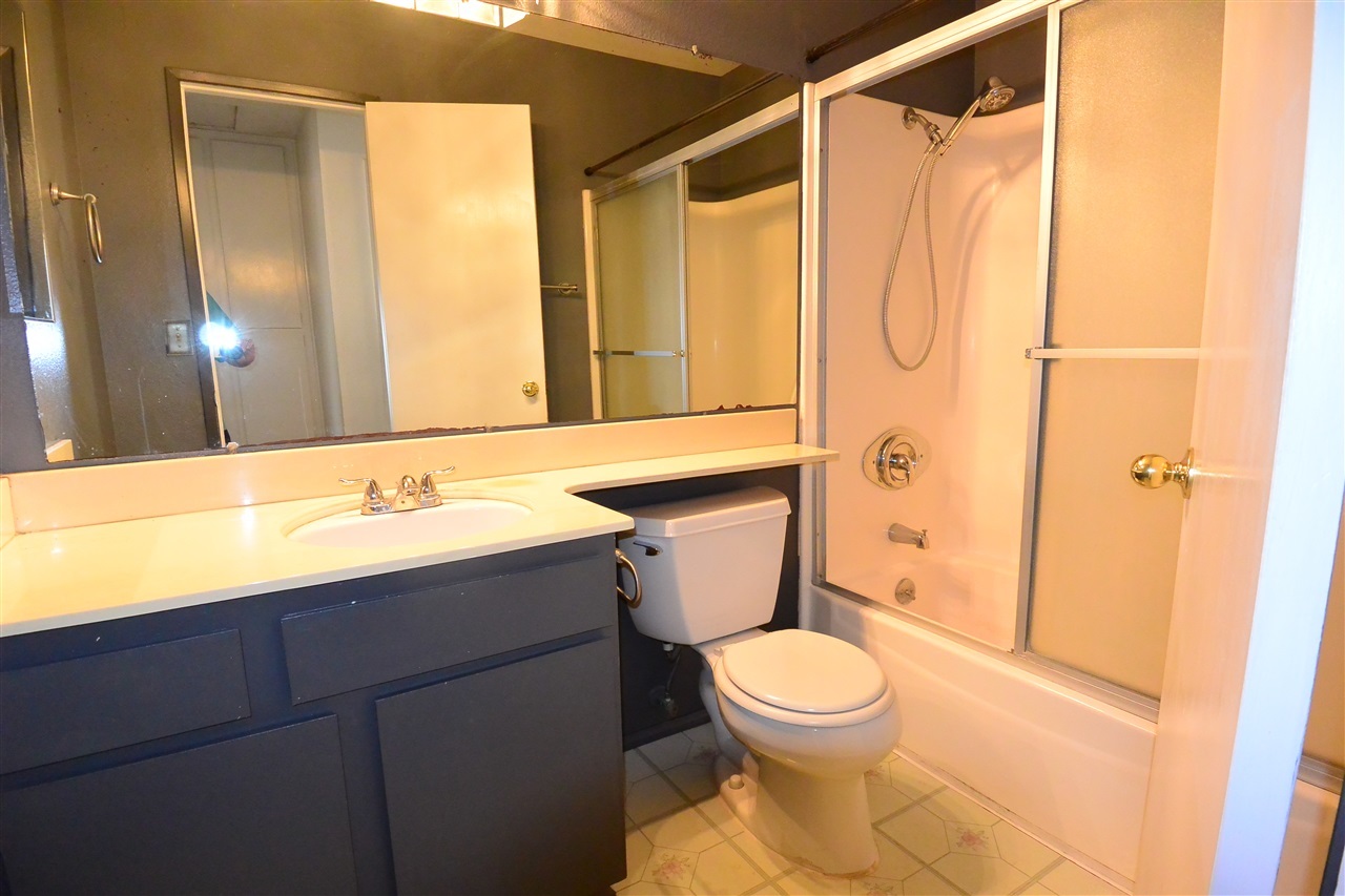 10255 Rio Camino Lakeside, CA 92040 - Photo 17 of 24 Gallery Image 17