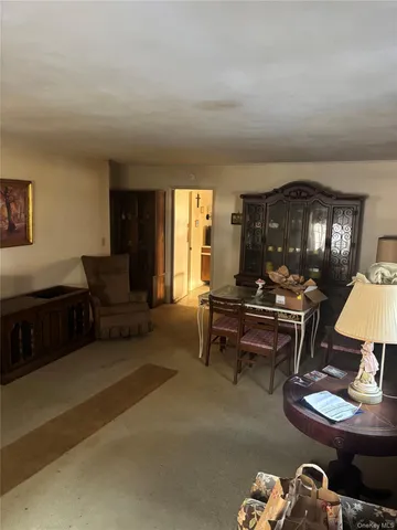 $300,000 | 4 City Terrace North, Newburgh, NY 12550